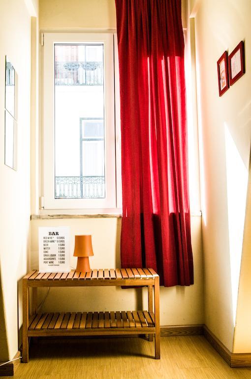 Hostel Poets Lisbon